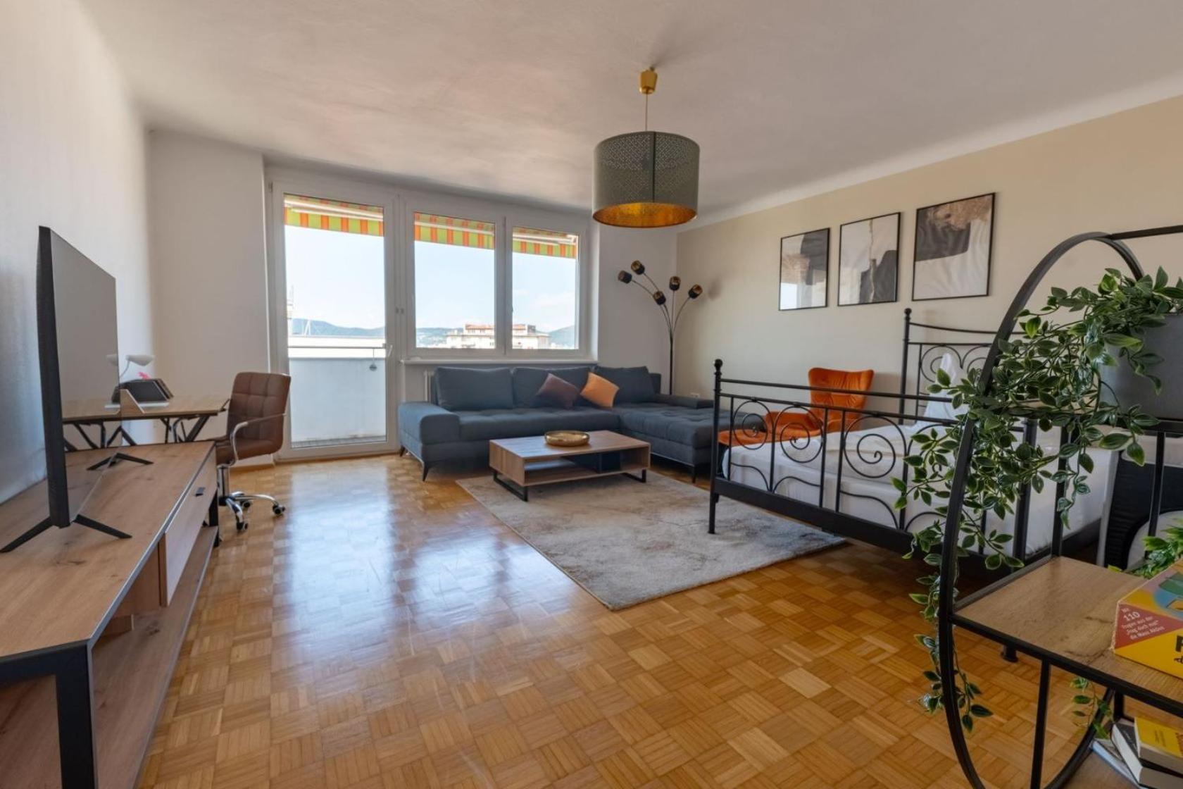 Tamliving Zentrum Luxus Parken Messe Wifi Traumaussicht Sunrise&Sunset Graz Exterior foto