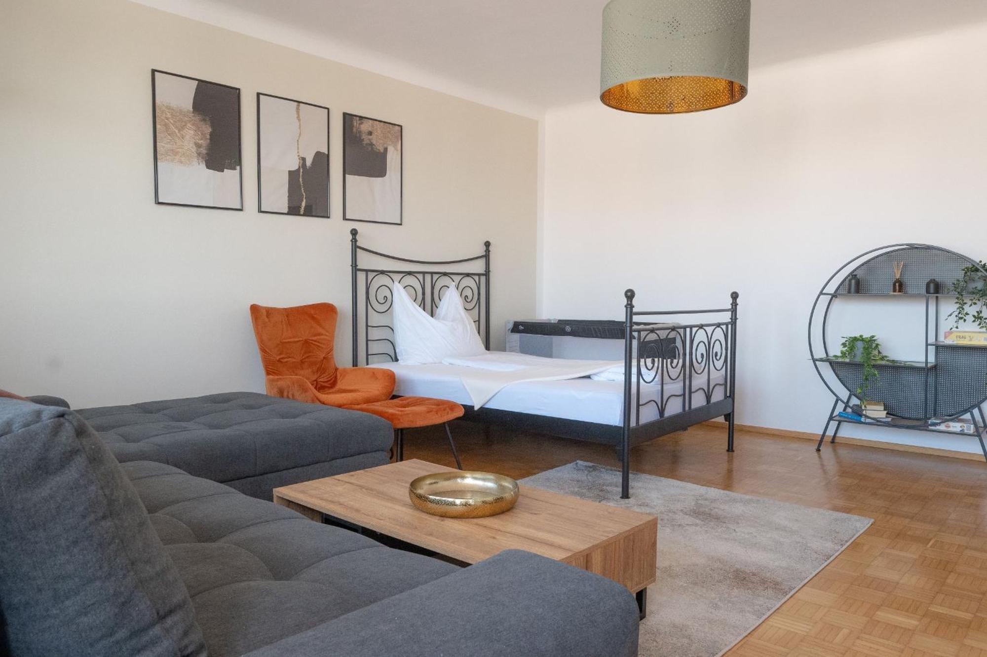 Tamliving Zentrum Luxus Parken Messe Wifi Traumaussicht Sunrise&Sunset Graz Exterior foto
